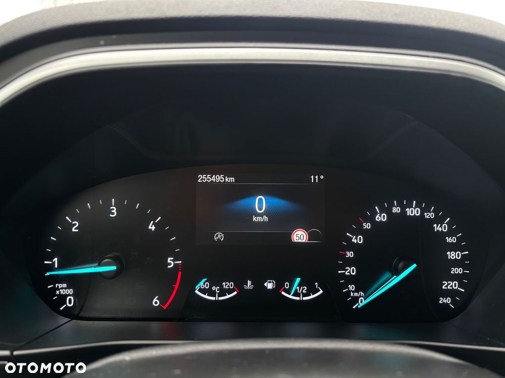 Ford Focus 1.5 EcoBlue STart-Stopp-System TITANIUM - 11