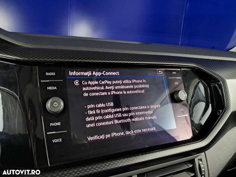 Volkswagen T-Cross - 17