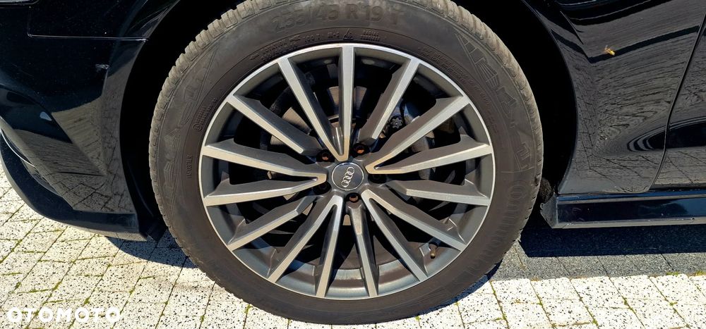 Audi A6 Avant 2.0 TDI Ultra DPF S tronic - 17