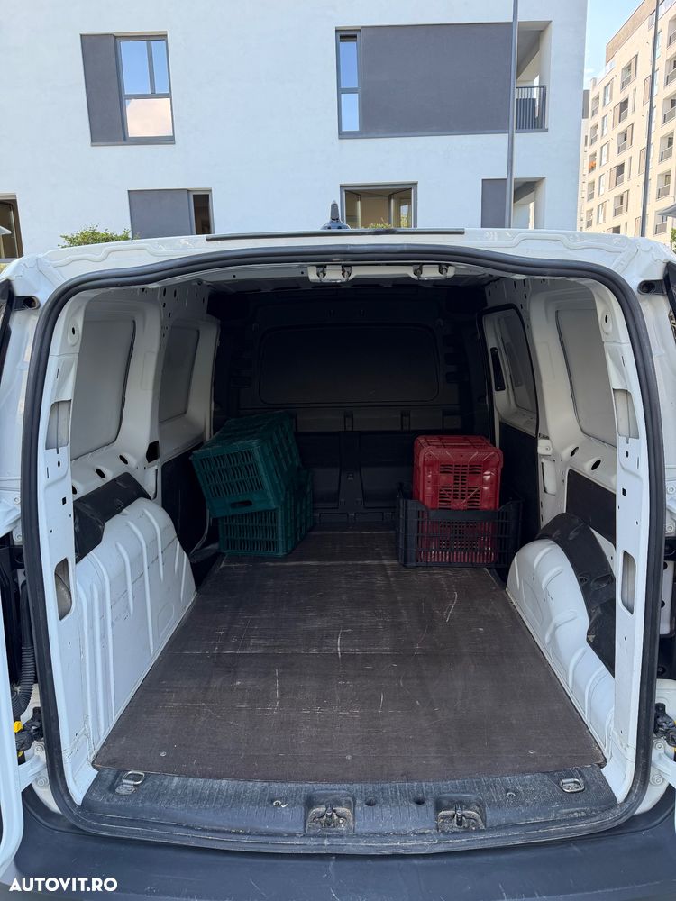 Volkswagen Caddy Maxi 2.0 TDI 75 kW - 9