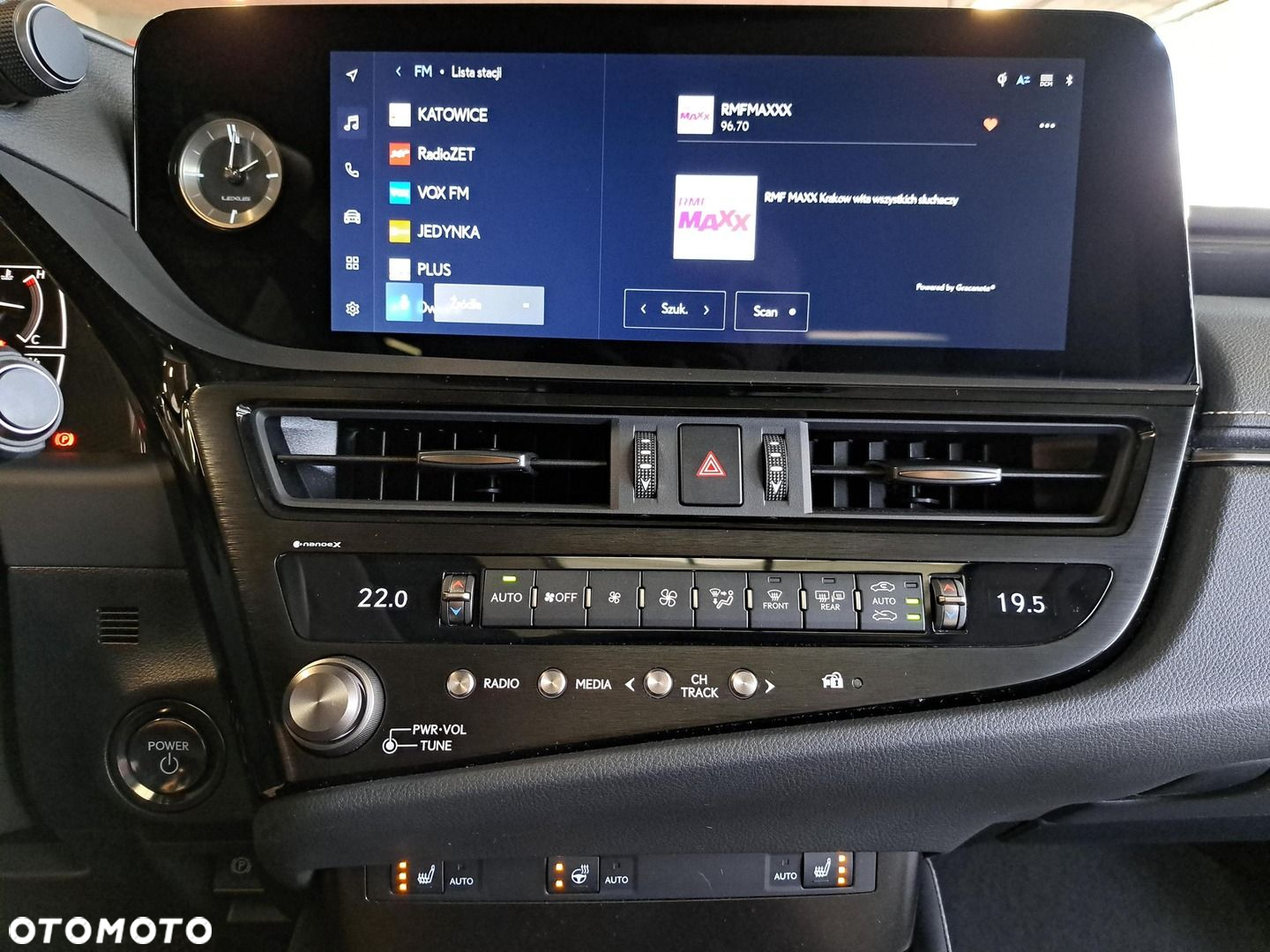 Lexus ES 300h Business Edition - 20