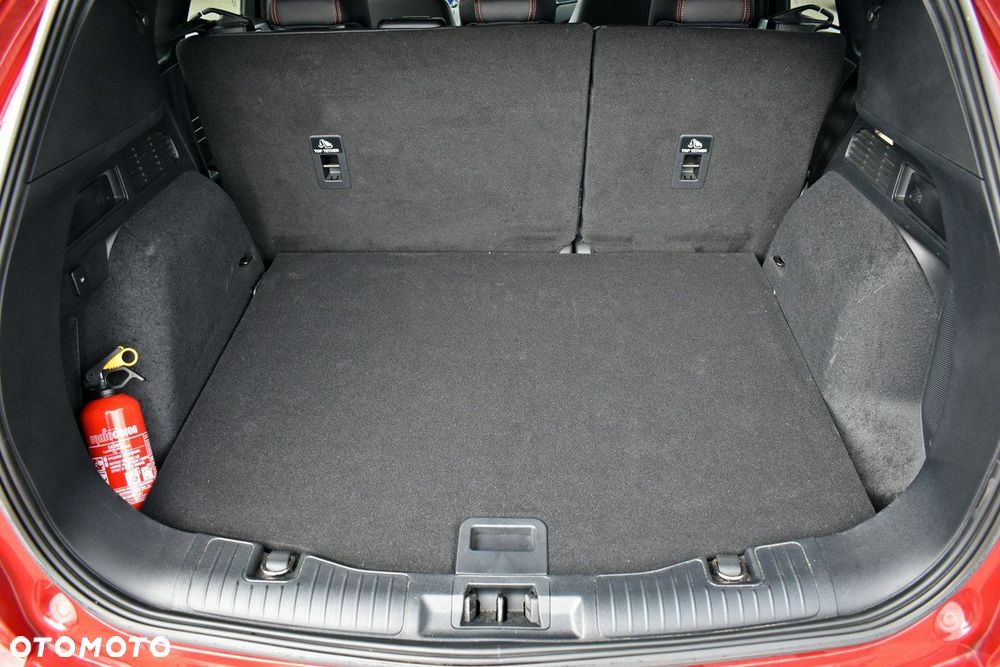 Ford Kuga 1.5 EcoBoost ST-LINE X - 32