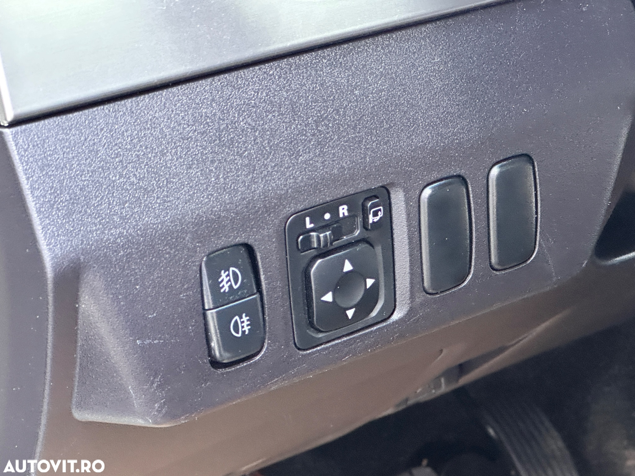 Mitsubishi Pajero 3.2 DI-D Automatik Limited Edition - 27