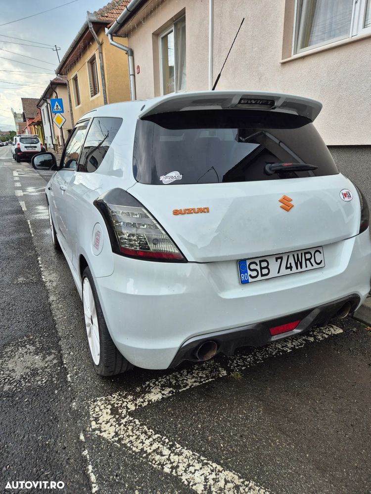 Suzuki Swift Sport 1.6 VVT Sport - 4
