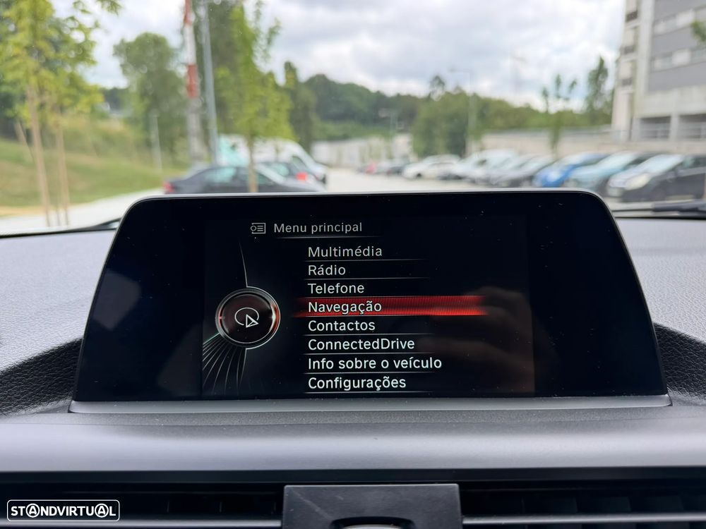 BMW 118 i Sport Line - 11