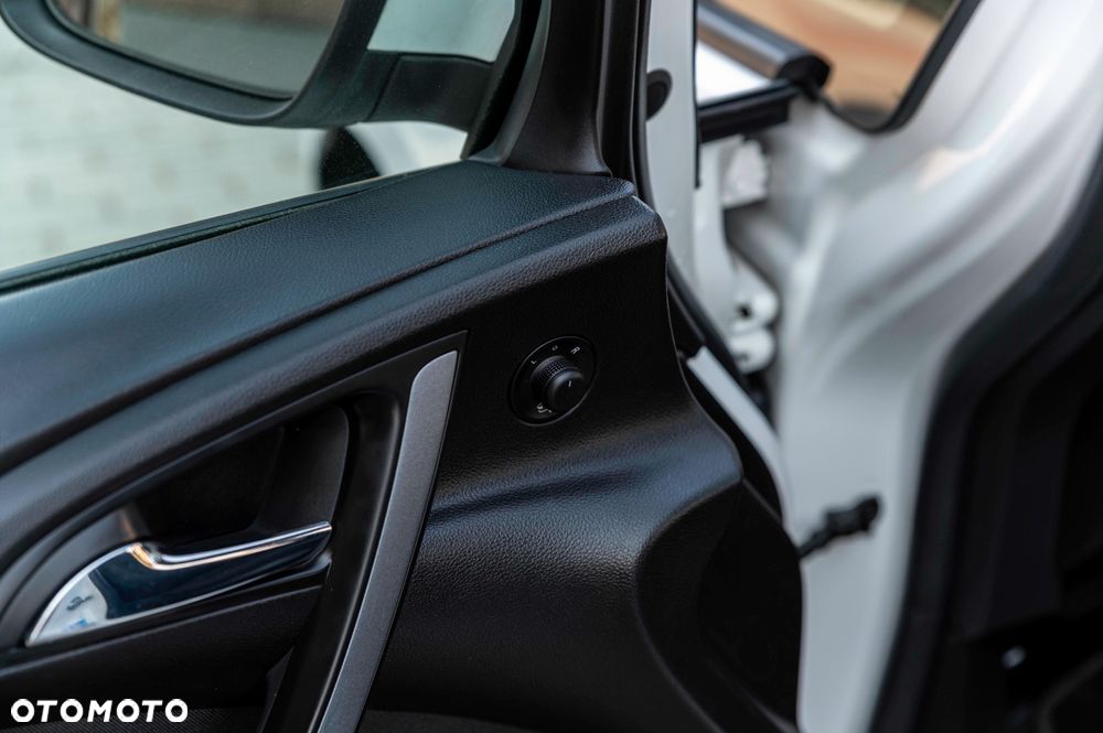 Opel Astra 1.4 Turbo Automatik Cosmo - 23