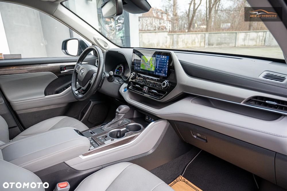 Toyota Highlander - 11