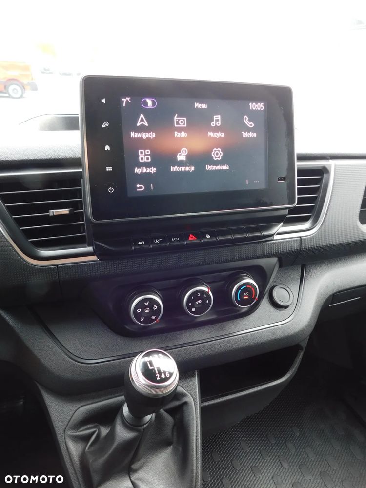 Renault Trafic - 8