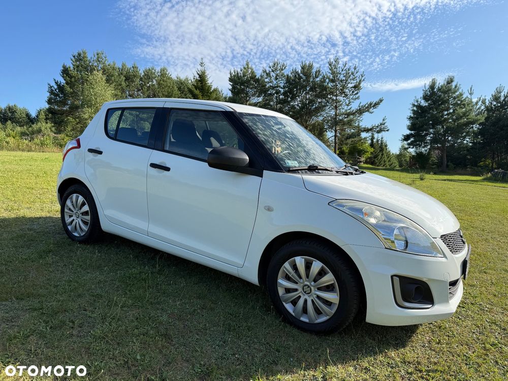 Suzuki Swift 1.2 Club - 4