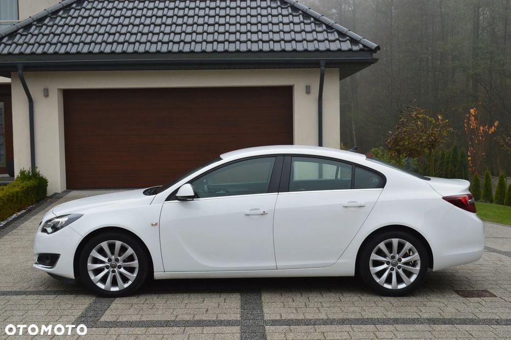 Opel Insignia - 20