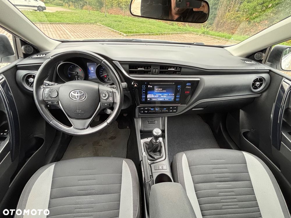 Toyota Auris 1.6 D-4D Comfort - 12