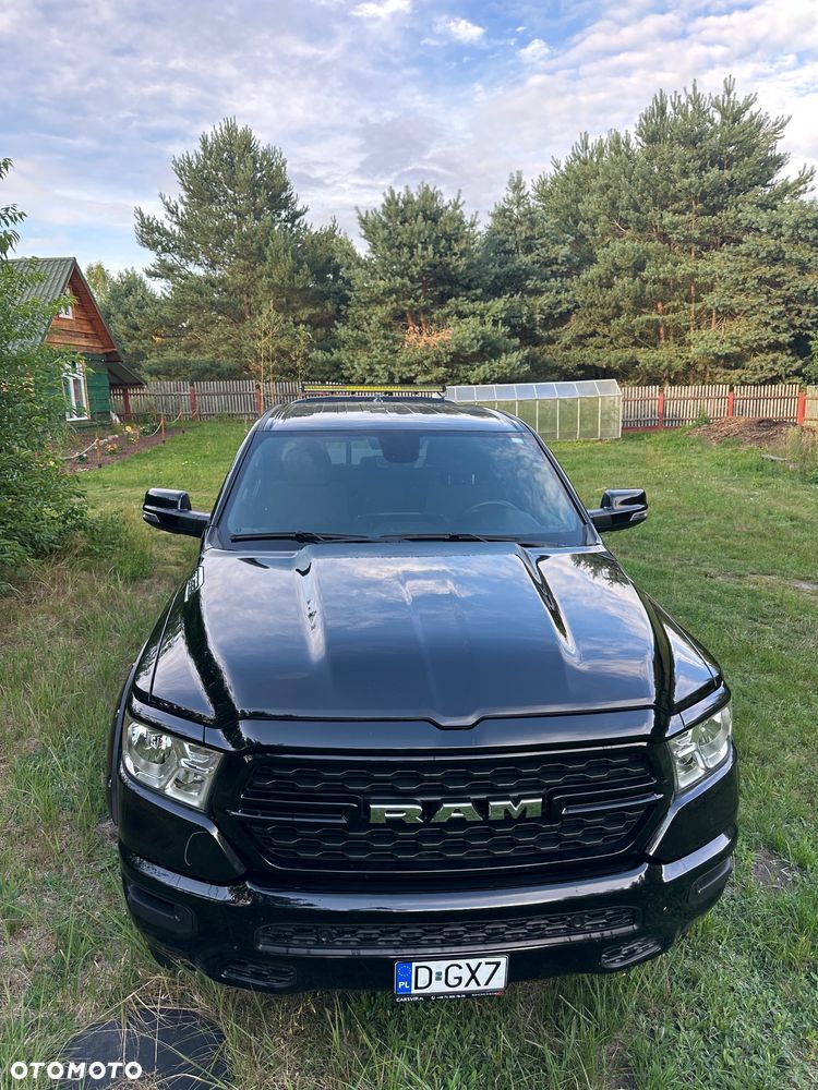 Dodge RAM 5.7 4x4 - 23
