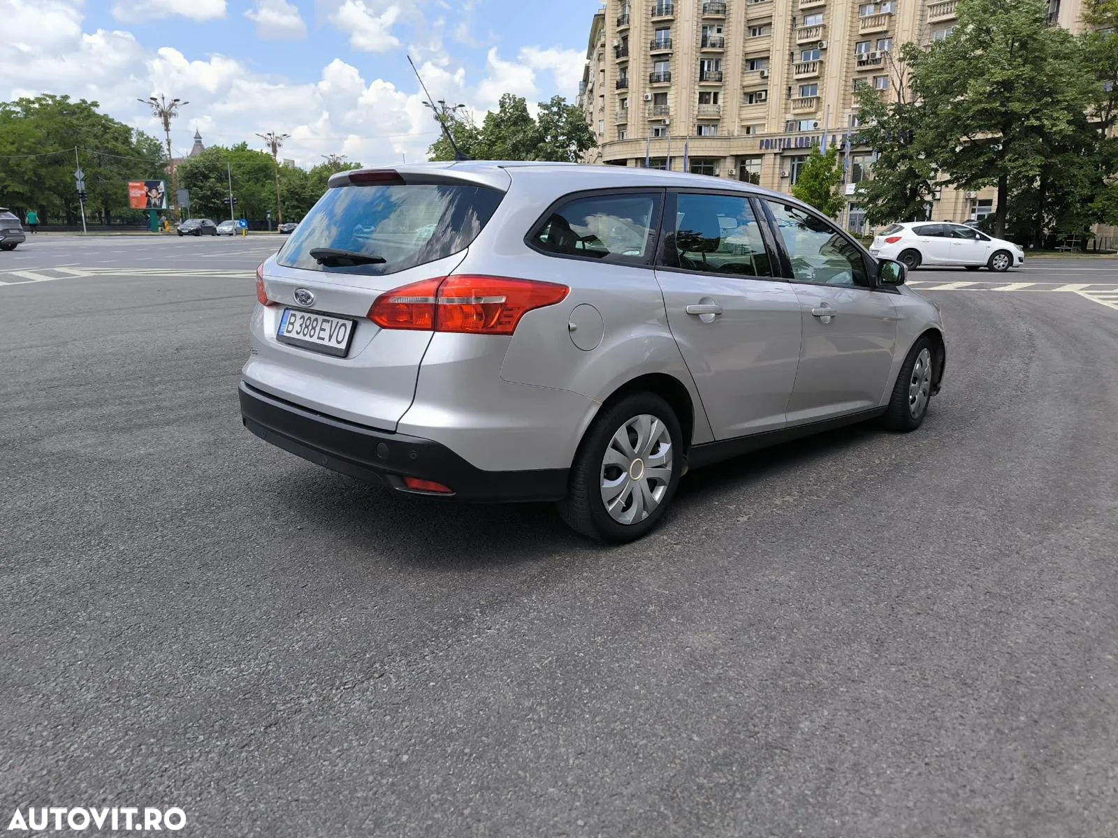 Ford Focus 1.5 TDCi Powershift Titanium - 3