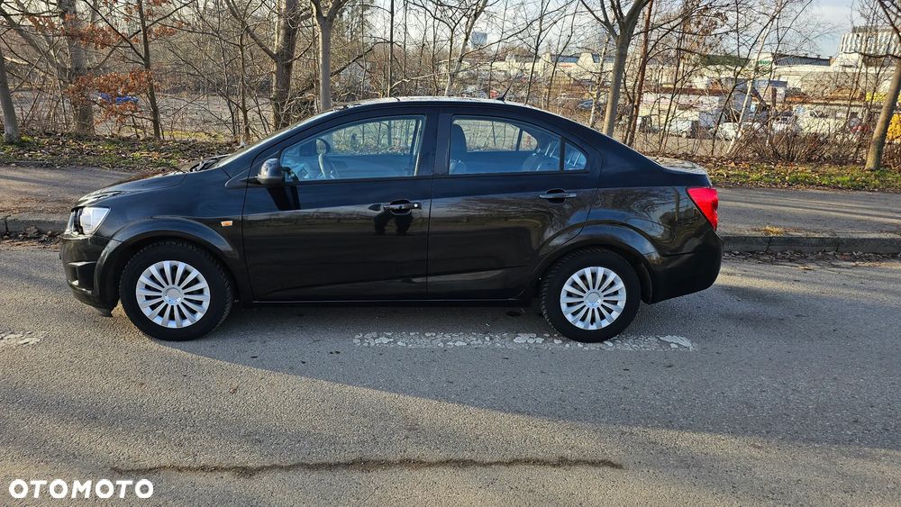 Chevrolet Aveo 1.2 LS+ - 10