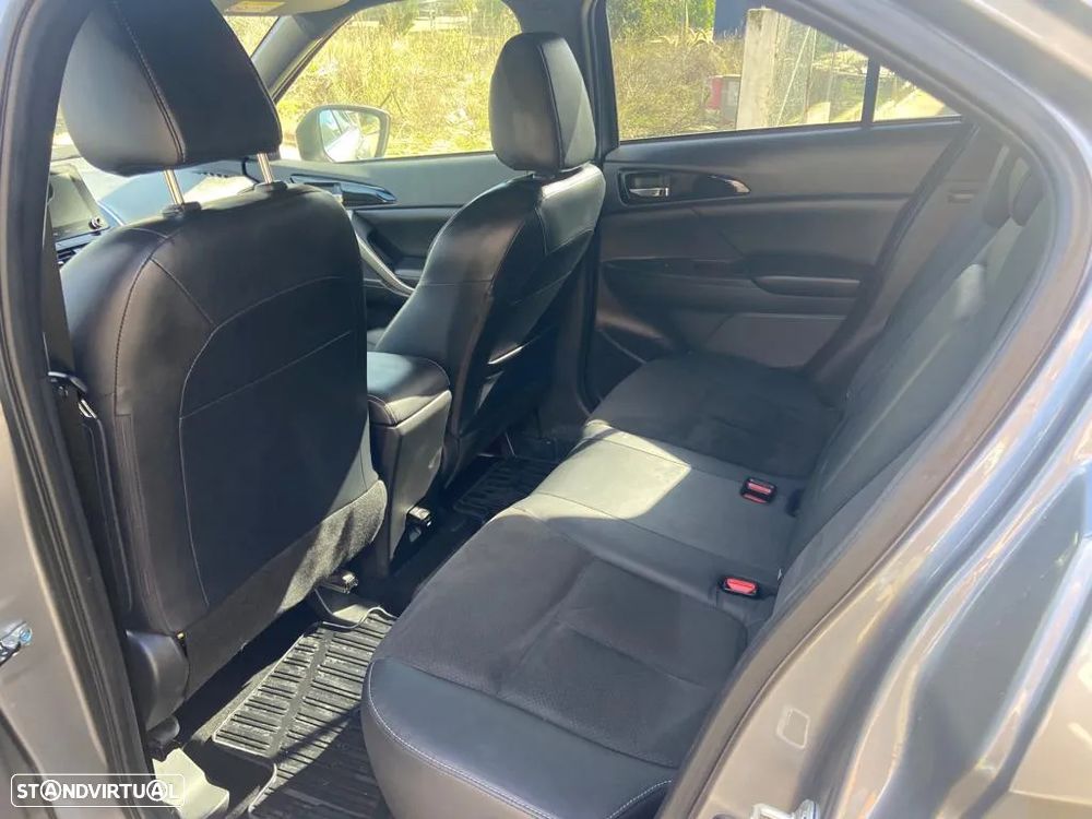 Mitsubishi Eclipse Cross 2.4 PHEV eMotion - 8