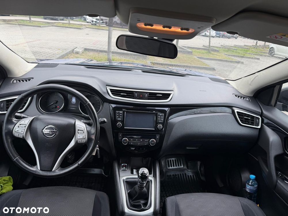 Nissan Qashqai 1.5 dCi DPF acenta - 6