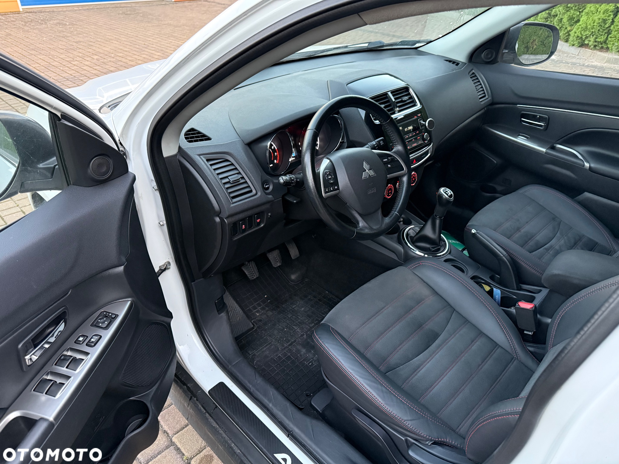 Mitsubishi ASX 1.6 Active - 19