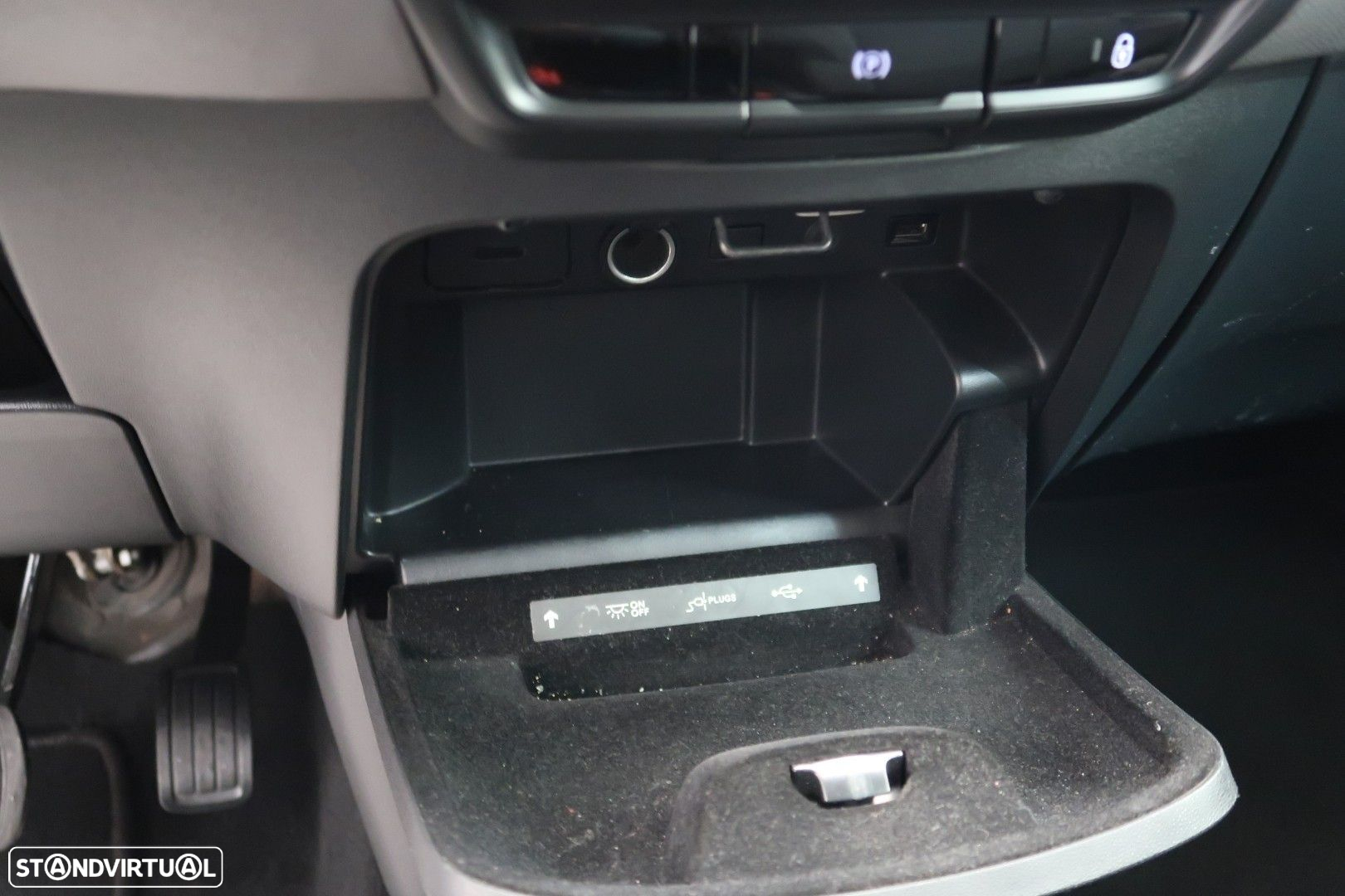 Citroën Grand C4 Spacetourer 1.5 BlueHDi Feel EAT8 - 14