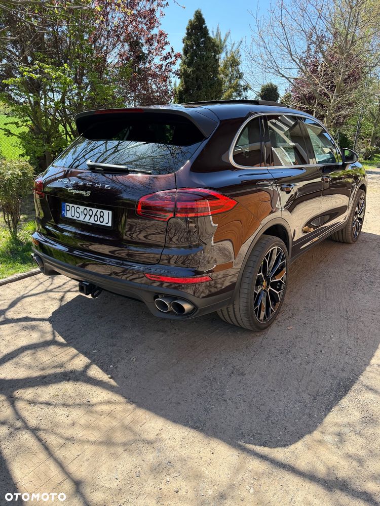 Porsche Cayenne S Hybrid - 6