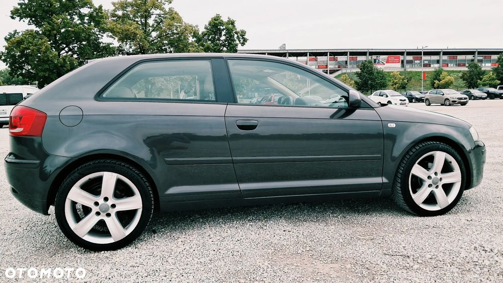Audi A3 3-drzwiowe 1.6 Attraction - 7