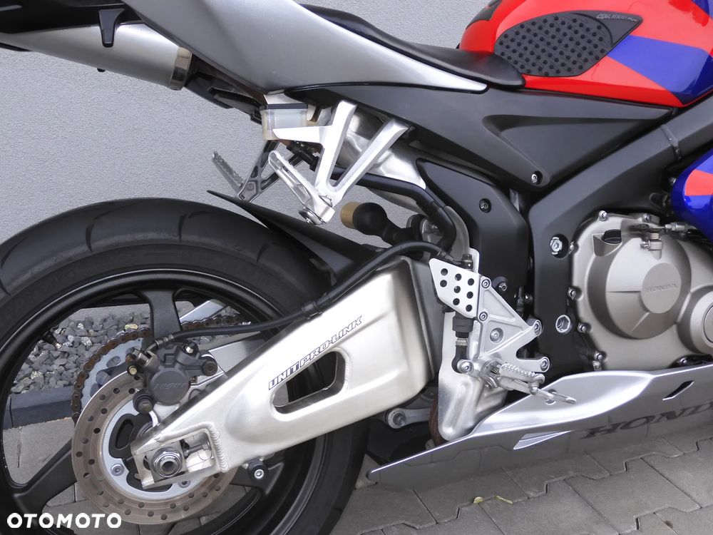 Honda CBR - 12