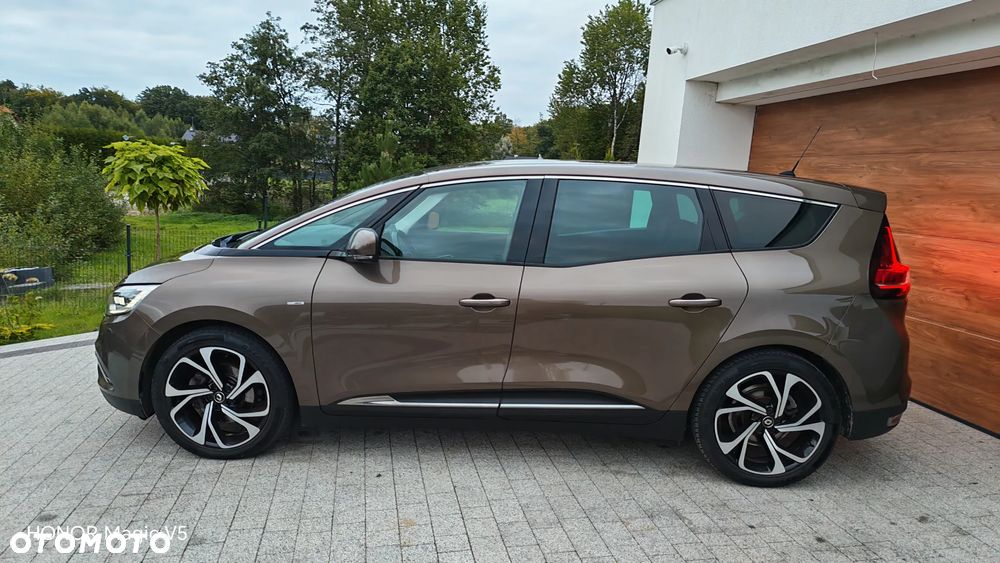 Renault Grand Scenic - 29