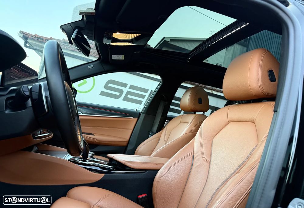 BMW 530 e Pack Desportivo M - 24