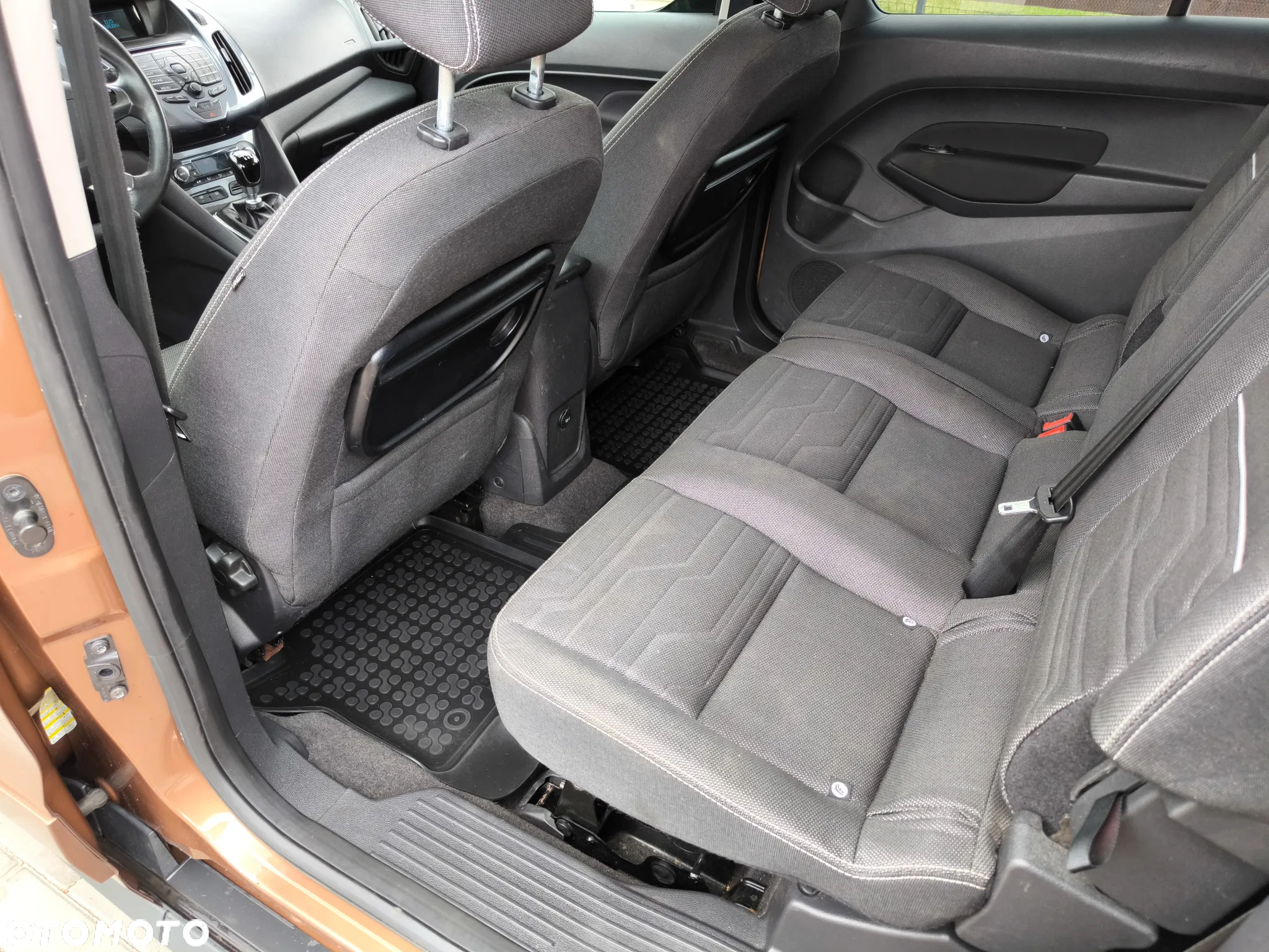 Ford Tourneo Connect Grand - 6