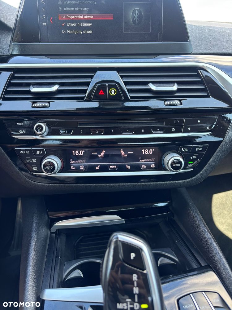 BMW Seria 5 520d Efficient Dynamics Sport Line sport - 34