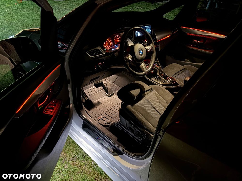BMW Seria 2 220d Sport-Aut M Sport - 34