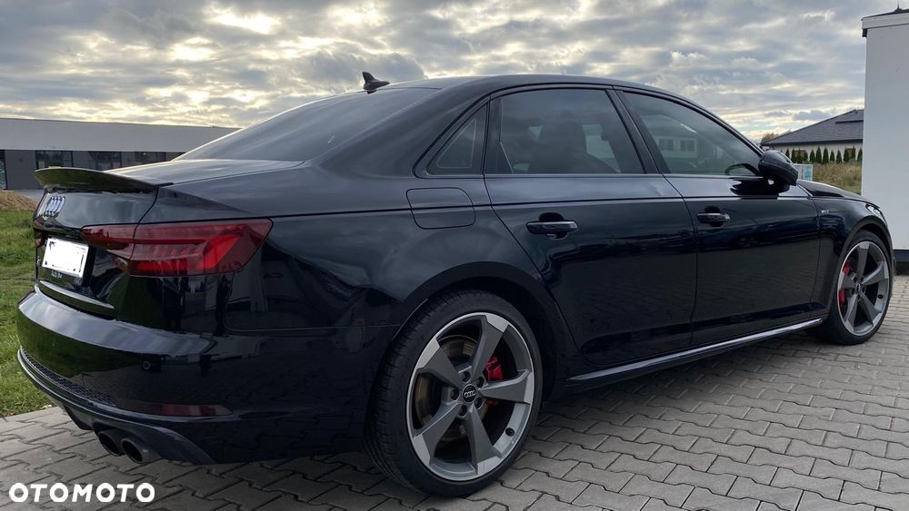 Audi S4 Limousine - 4