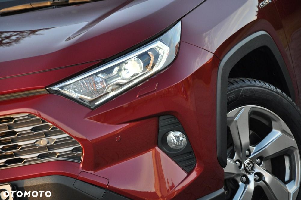 Toyota RAV4 - 11