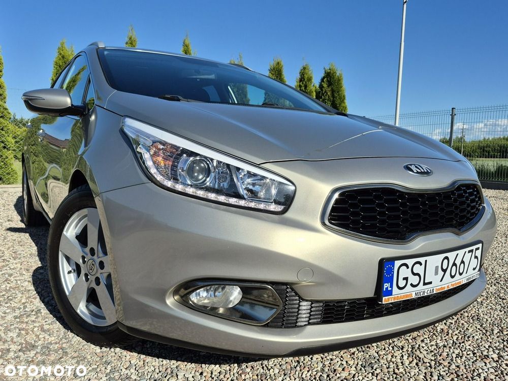 Kia Ceed - 4
