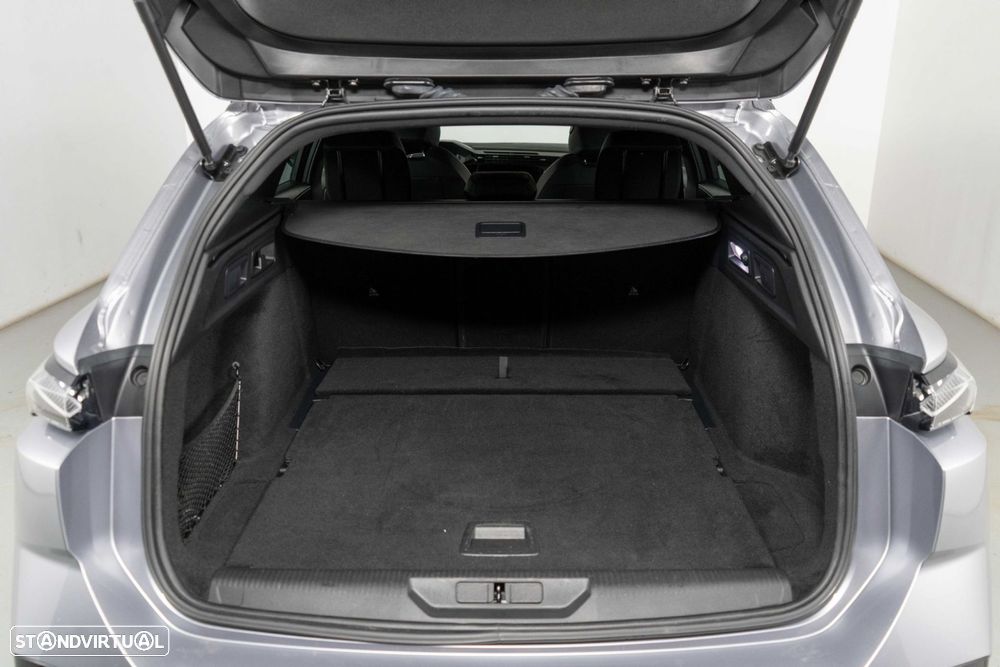 Peugeot 308 1.2 Hybrid GT e-DCS6 - 27