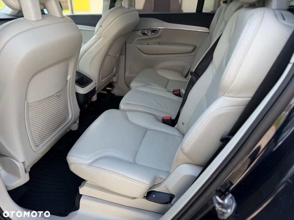 Volvo XC 90 T5 AWD Inscription 7os - 33