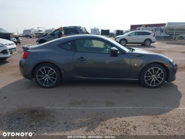 Toyota GT86 2.0 Dynamic - 8