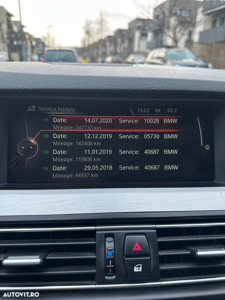 BMW Seria 5 520d xDrive Aut. Luxury Line - 28