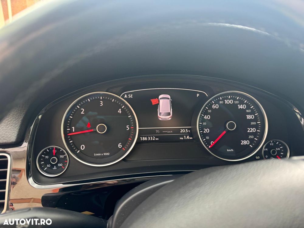 Volkswagen Touareg 3.0 V6 TDI BMT - 5