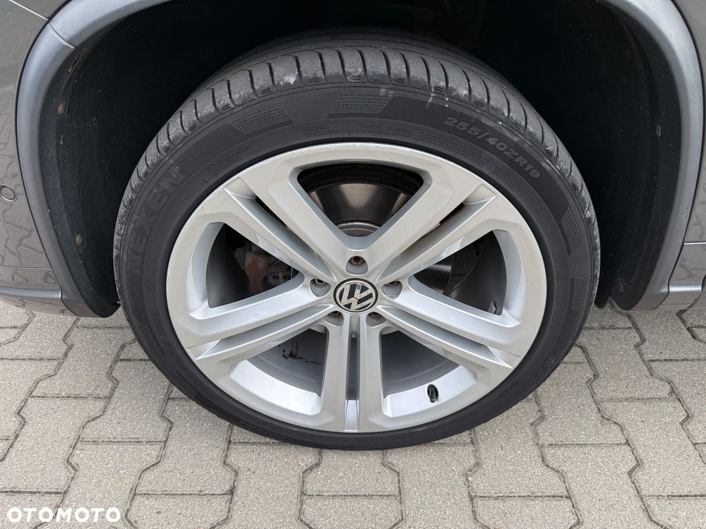 Volkswagen Tiguan 2.0 TDI SCR R-Line - 17