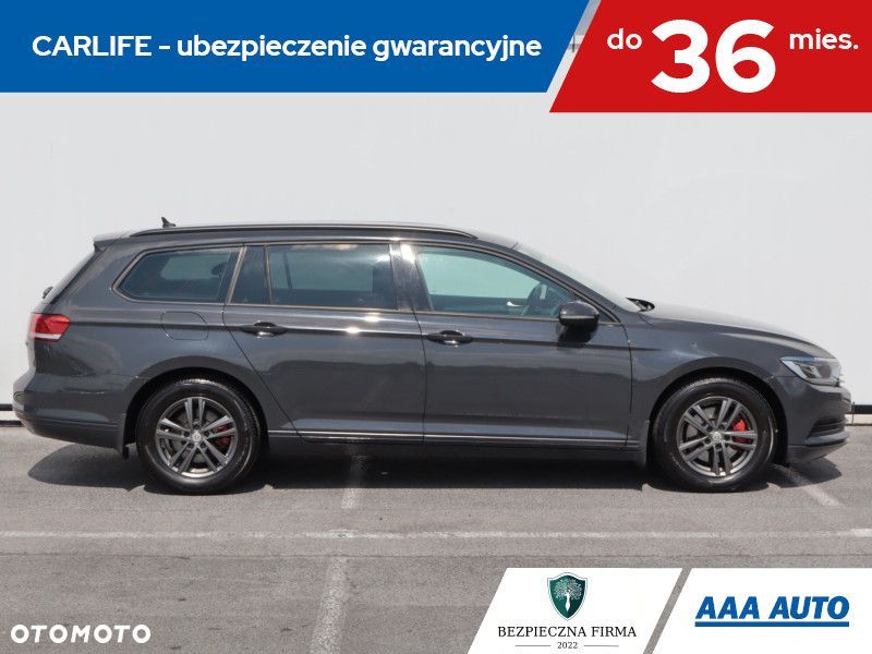Volkswagen Passat Variant - 8
