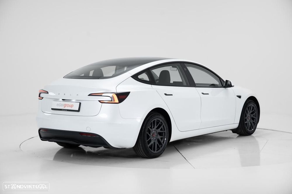 Tesla Model 3 Tração Traseira - 4