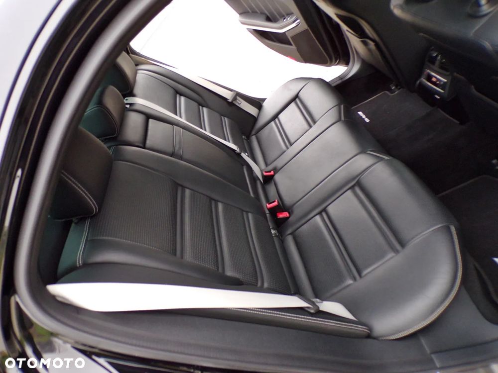 Mercedes-Benz Klasa E - 33