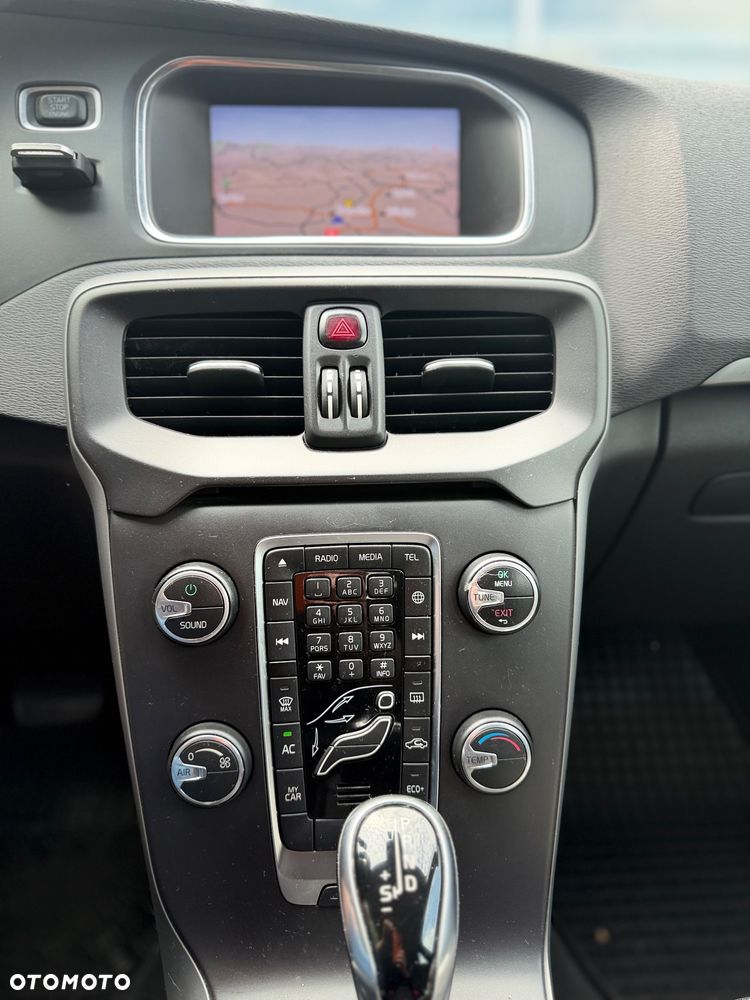 Volvo V40 - 29