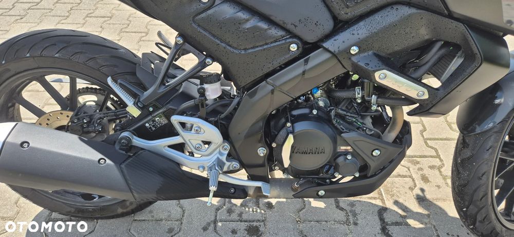 Yamaha MT - 8