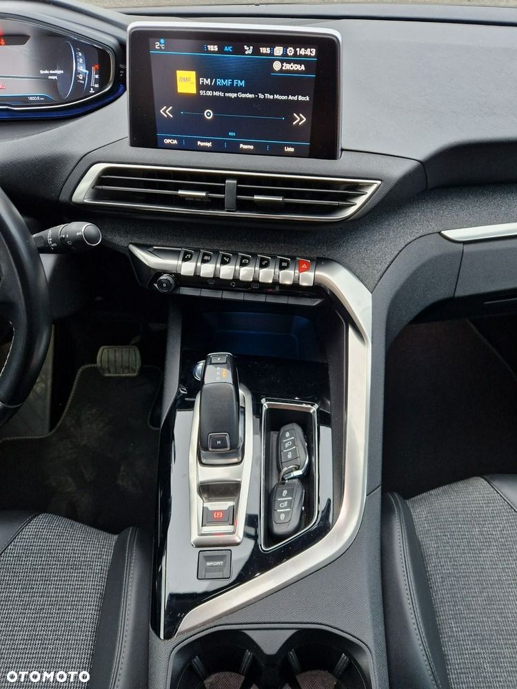 Peugeot 3008 - 16