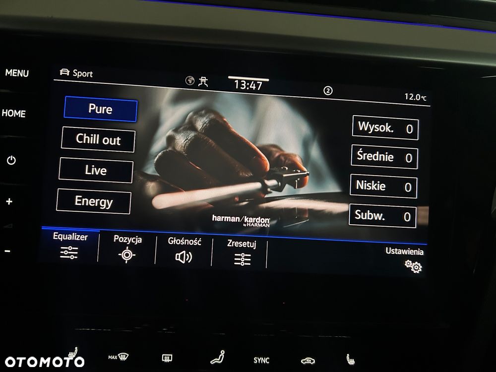 Volkswagen Arteon 2.0 TSI 4Motion R DSG - 33