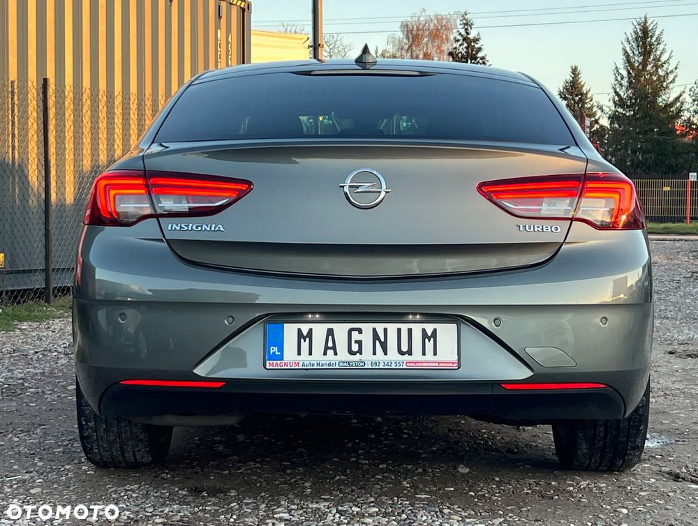 Opel Insignia - 35