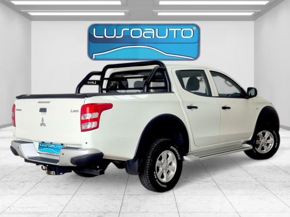 Mitsubishi L200 2.4 DI-D CD Space Cab Invite 2WD - 5