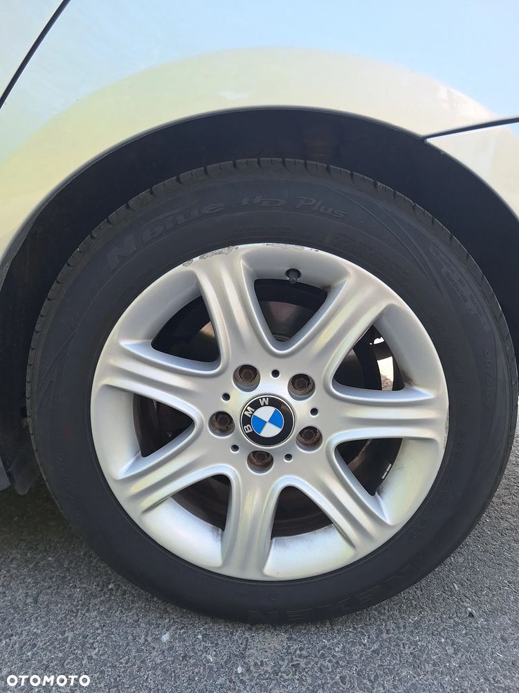 BMW Seria 1 - 15