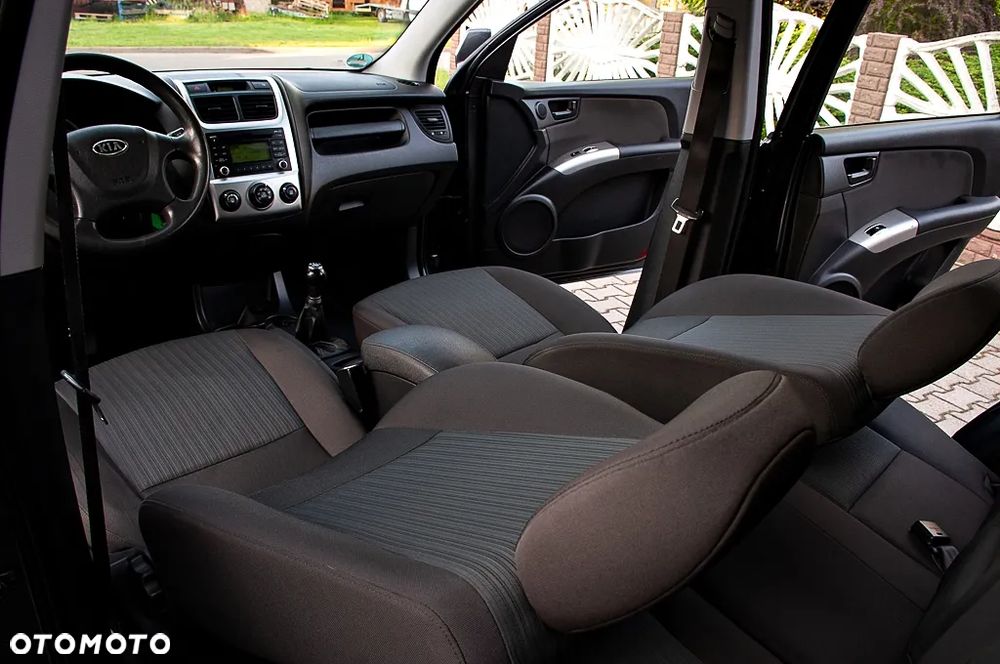 Kia Sportage 2.0 Freedom - 26